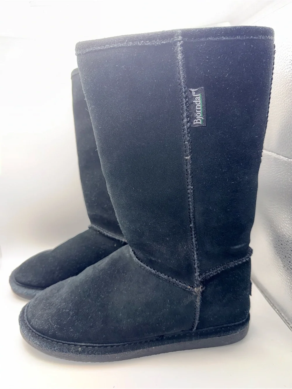 Bjorndal black suede